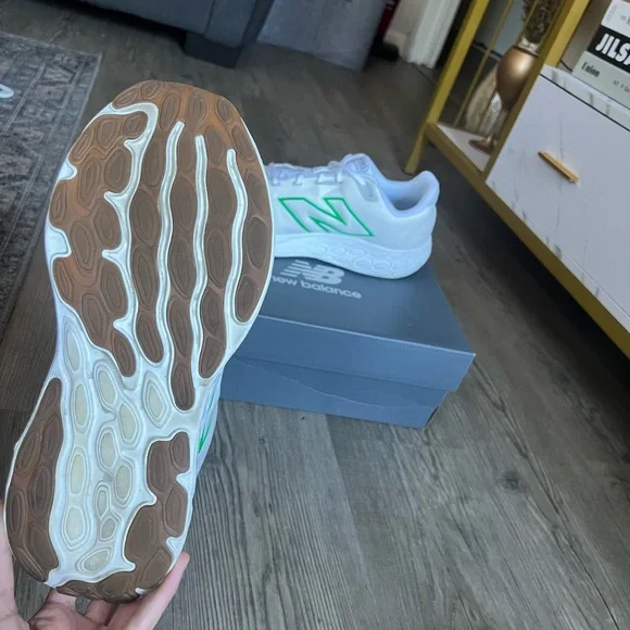 New Balance Fresh Foam 680v8 - Picture 7 of 7